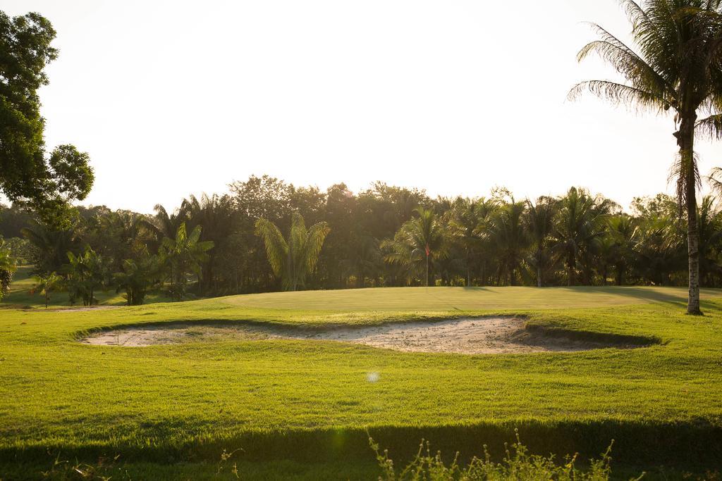 Amazonia Golf Hotelaria E Turismo Sa Rio Preto Da Eva Kültér fotó