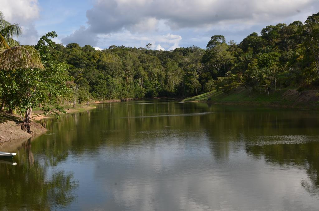 Amazonia Golf Hotelaria E Turismo Sa Rio Preto Da Eva Kültér fotó